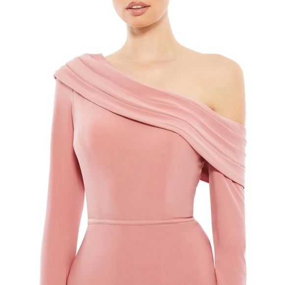 Leena For Mac Duggal Elegant Pink Off-Shoulder Evening Gown - Picture 3 of 6